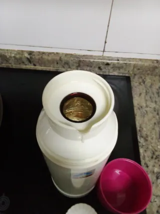 Termo de café CENTREX blanco y rosa