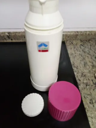 Termo de café CENTREX blanco y rosa