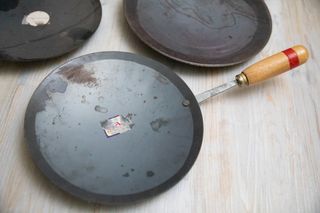 Set 3 Tawa indiane in ferro