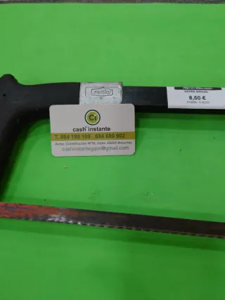 Sierra de arco manual