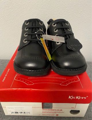 Zapatos Kickers talla 38 nuevos