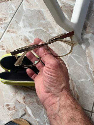 Gafas de vista Multiopticas rosas y amarillas