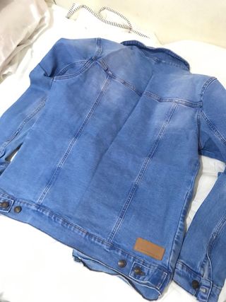 Cazadora vaquera hombre Pull&Bear