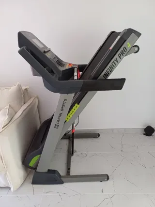 Cinta de correr INFINITY PRO