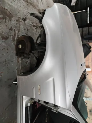 Aleta Izquierda BMW Compact E46