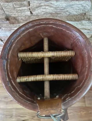 Bolsa de golf vintage de mimbre y cuero