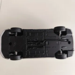 Nissan GT-R DeAgostini Plata