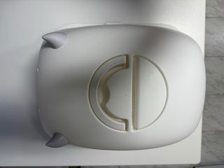 Arenero para gatos con cubierta