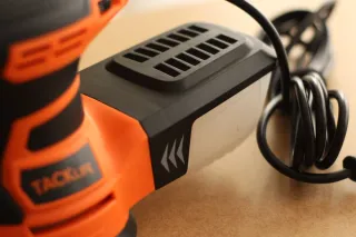 Lijadora orbital TACKlife.