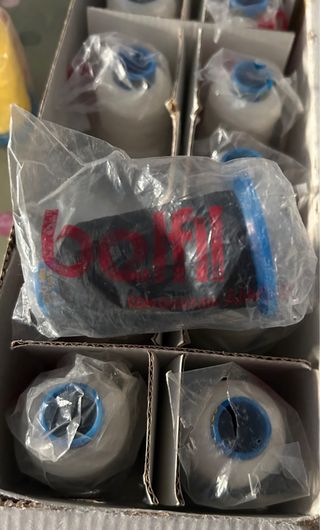 Lote 10 hilos de coser