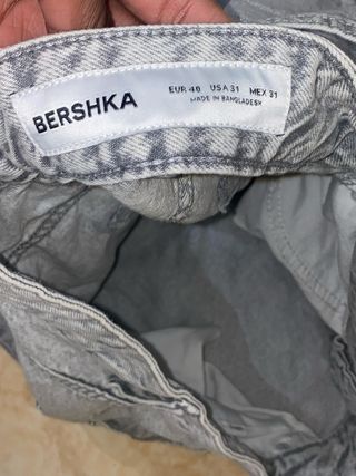 Pantalones Bershka grises