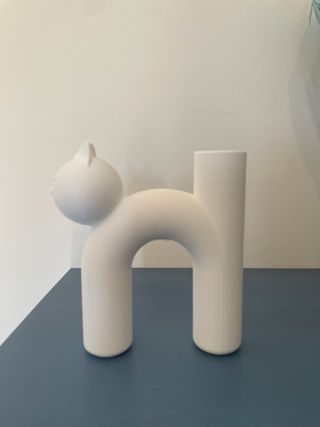 Vaso bianco a forma di gatto, 18 cm