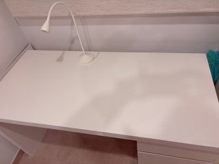 Escritorio blanco madera