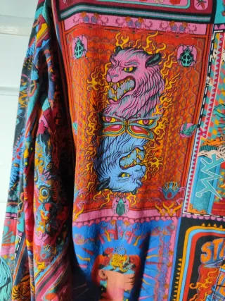 Vestido estampado multicolor.