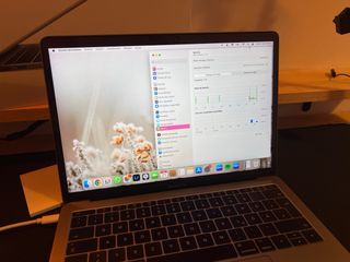 MacBook Pro 2017 128GB Plata
