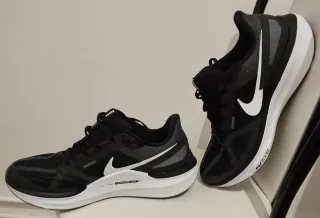 Nike Air Zoom Structure 25 Talla 45.5 (2 usos)