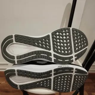 Nike Air Zoom Structure 25 Talla 45.5 (2 usos)