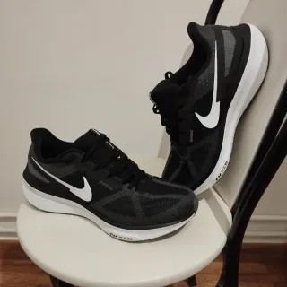 Nike Air Zoom Structure 25 Talla 45.5 (2 usos)