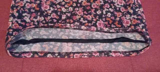 Tubino elasticizzato aderente fiorato