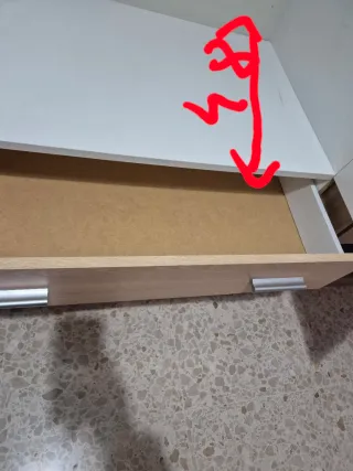 Armario de dos puertas abatibles