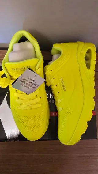 Zapatillas Skechers Uno Stand On Air Talla 39 lime