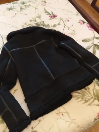 Chaqueta zara negra antelina borreguillo interior