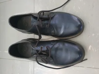 Zapatos Dr. Martens Negros/Azules