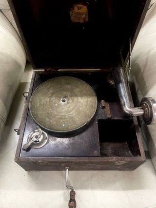 Gramófono Antiguo Decorativo Clásico (No funciona)