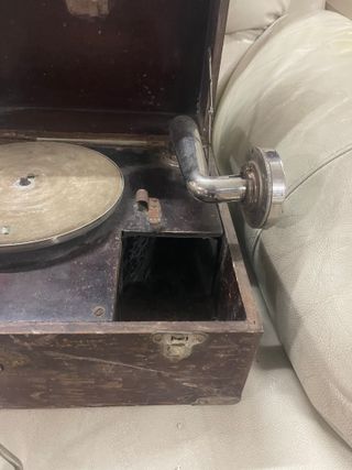 Gramófono Antiguo Decorativo Clásico (No funciona)