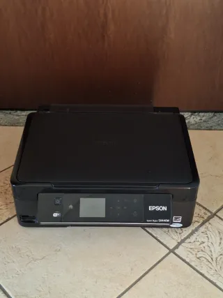 Stampante Epson Stylus SX440W con 12 cartucce