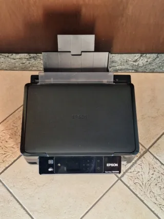 Stampante Epson Stylus SX440W con 12 cartucce