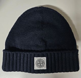 Gorro Stone Island. Azul Marino