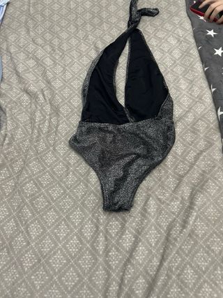 Body brillante plateado y negro