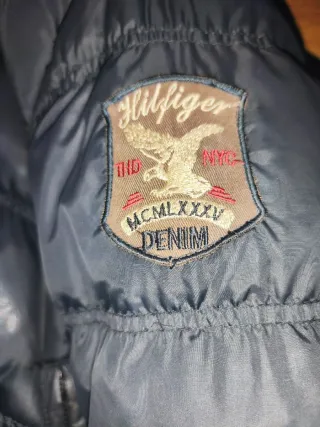 Plumífero Tommy Hilfiger Talla L Negro/Rojo