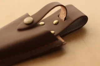 Riñonera para tijeras de podar de cuero