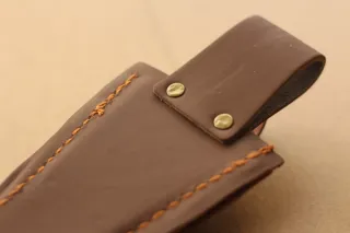 Riñonera para tijeras de podar de cuero