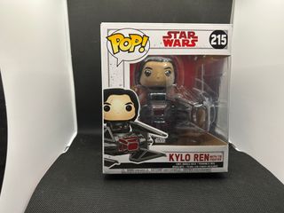 Funko Pop Kylo Ren con TIE Fighter 215