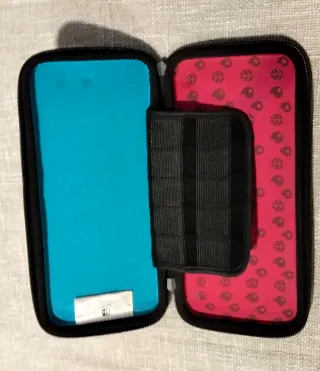 Carcasa Nintendo Switch Pokémon