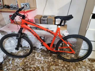 Bicicleta de Montaña Naranja