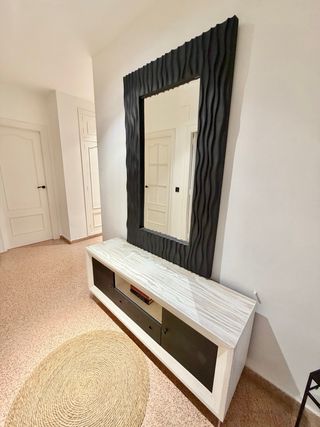 Recibidor con espejo y mueble