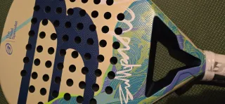 Pala de pádel Bullpadel Ionic Light 2026