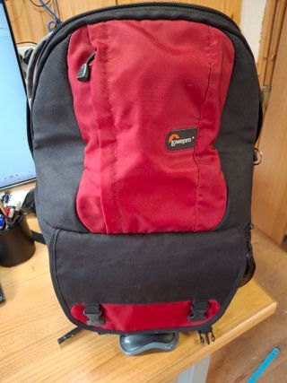 Mochila LOWEPRO FASTPACK Roja