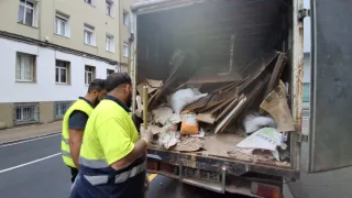 Desescombros y  demoliciones 610 97 15 84 llamarme