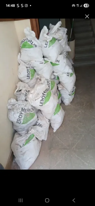 Desescombros y  demoliciones 610 97 15 84 llamarme