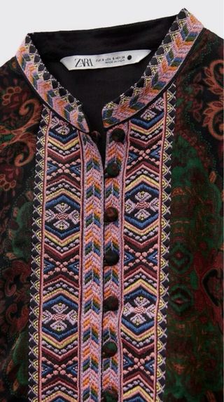 Vestido Zara estampado paisley