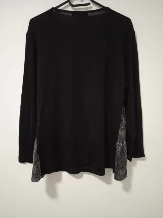 Blusa CONOS Negra y Plateada Talla XL