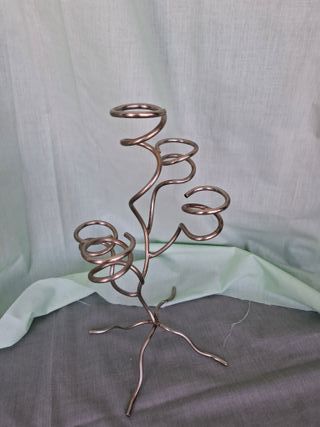 Portavelas espiral metálico