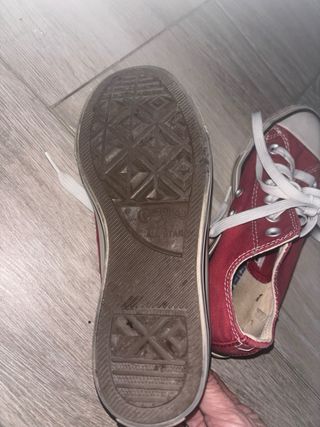 Converse rojos talla 37