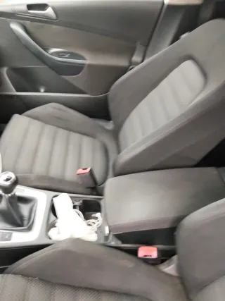 Coche Volkswagen Passat accidentado