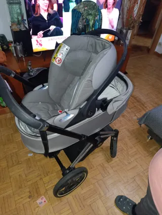 Cochecito bebé 3 piezas + regalo